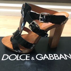 🖤 Dolce and Gabbana Platform Sandals